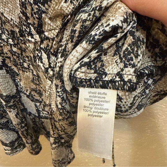 Maurice’s Snake Print Faux Wrap Camisole Spaghetti Strap Peplum Tank Medium - Picture 5 of 7